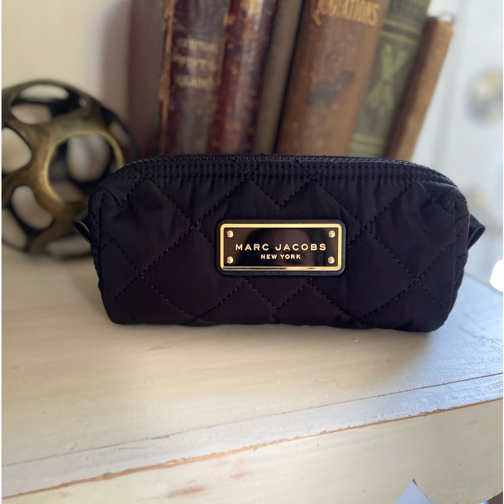 Marc Jacobs Quilted Pouch/Make-up